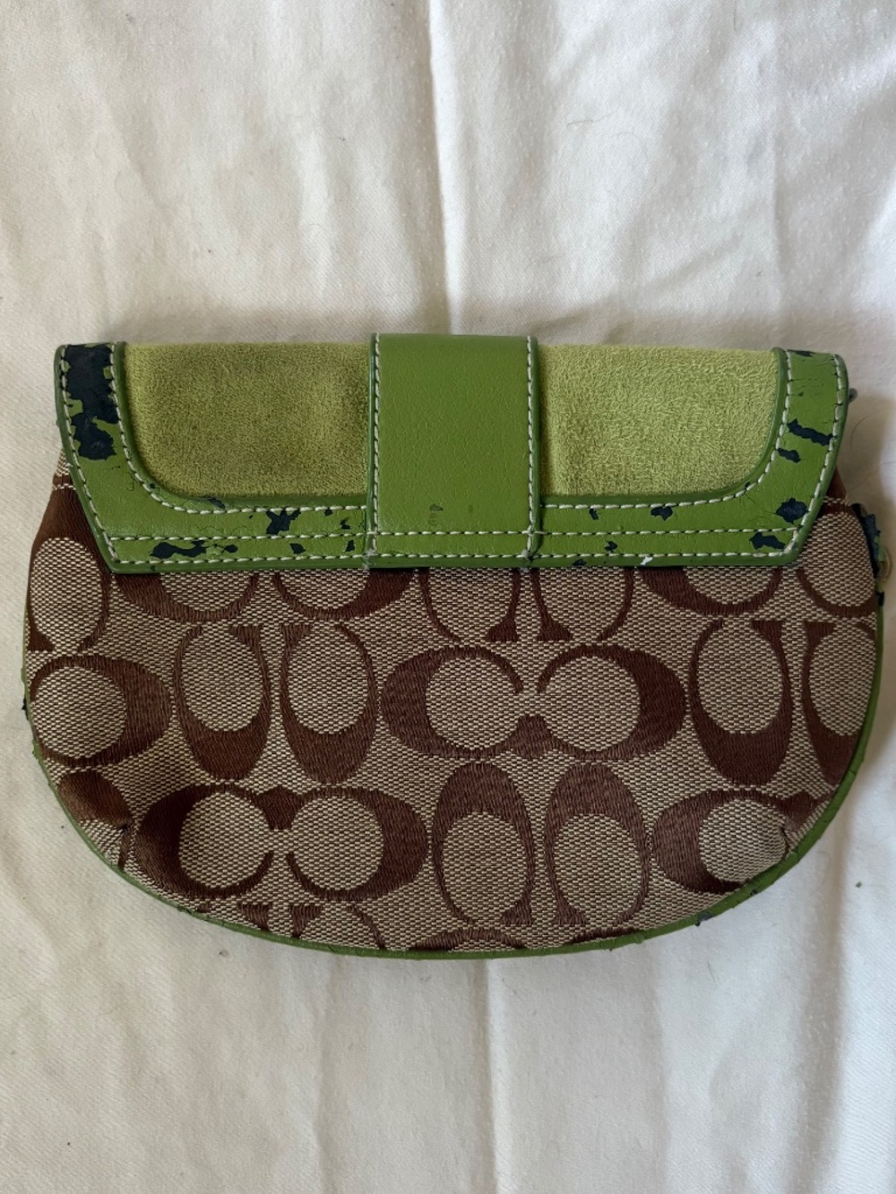 Green coach pouch - Picture 3 of 3